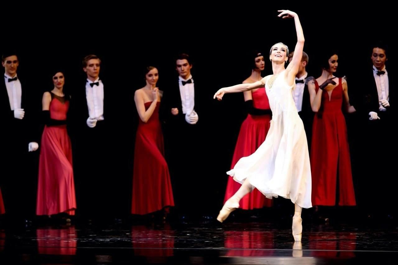 «Золушка» с Дианой Вишнёвой, «Анна Каренина» с Ульяной Лопаткиной и еще множество жемчужин мировой культуры в проекте «Искусство онлайн»