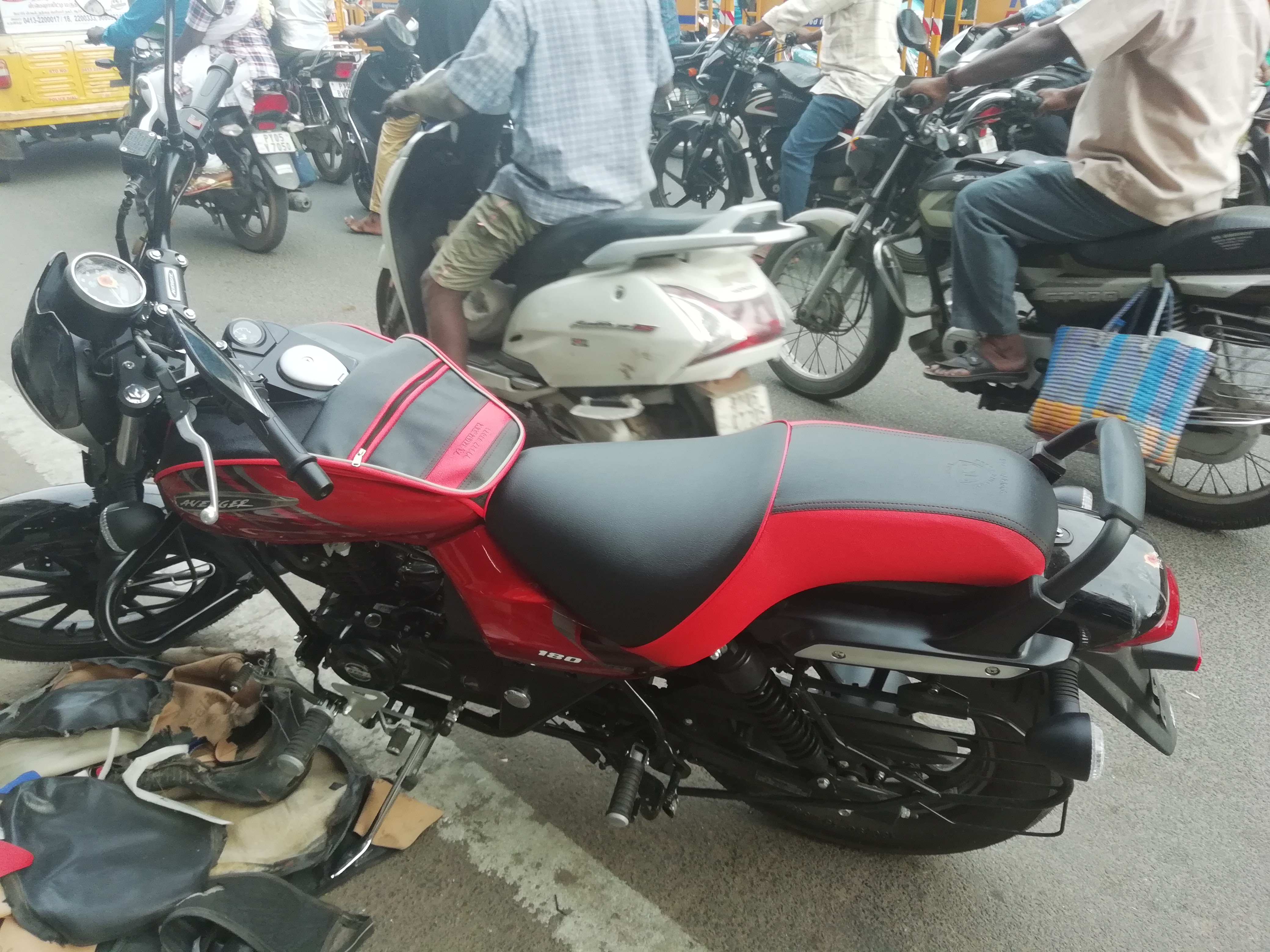 Bajaj Avenger Custom Cover #06
