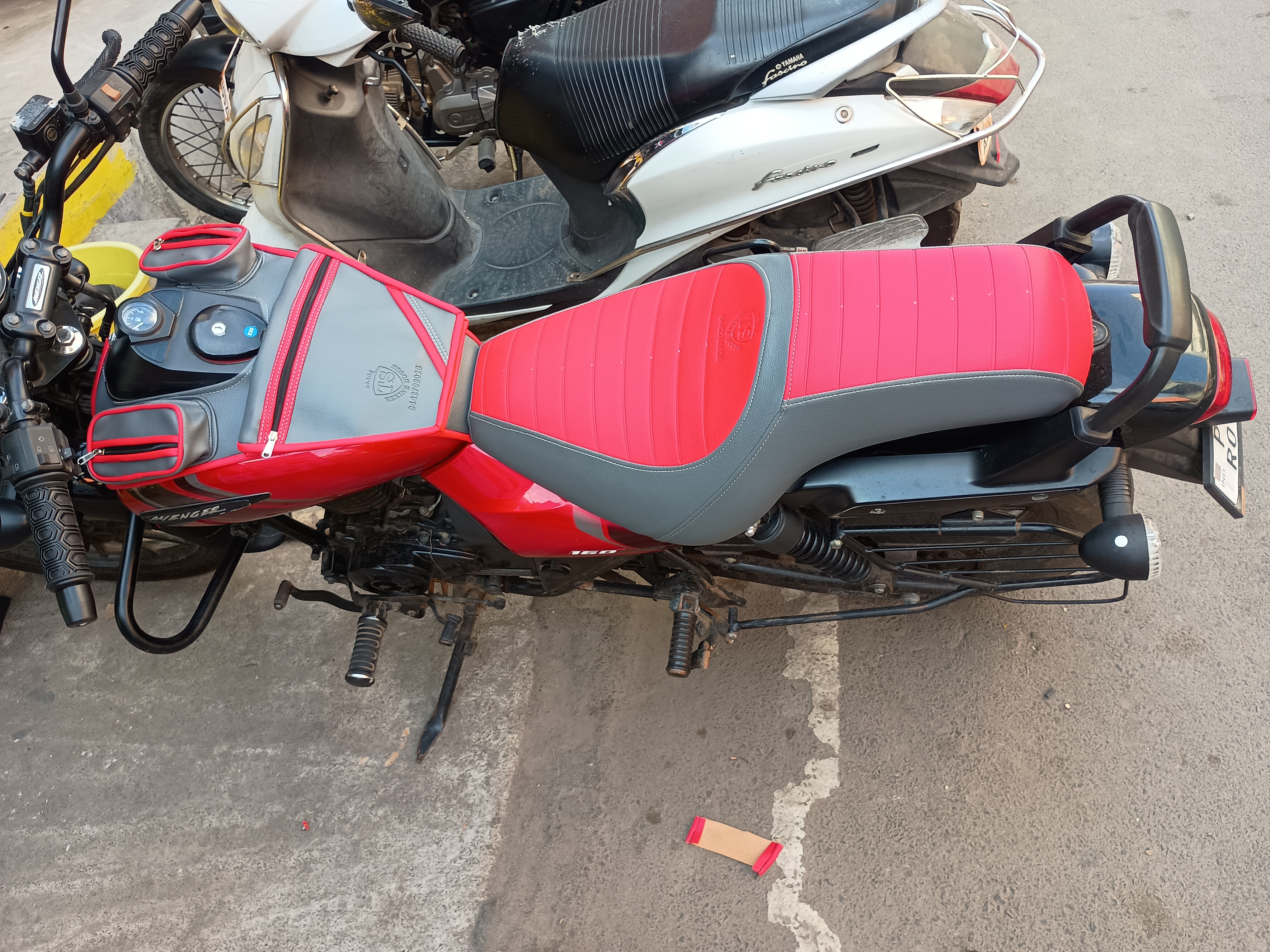 Bajaj Avenger Custom Cover #07
