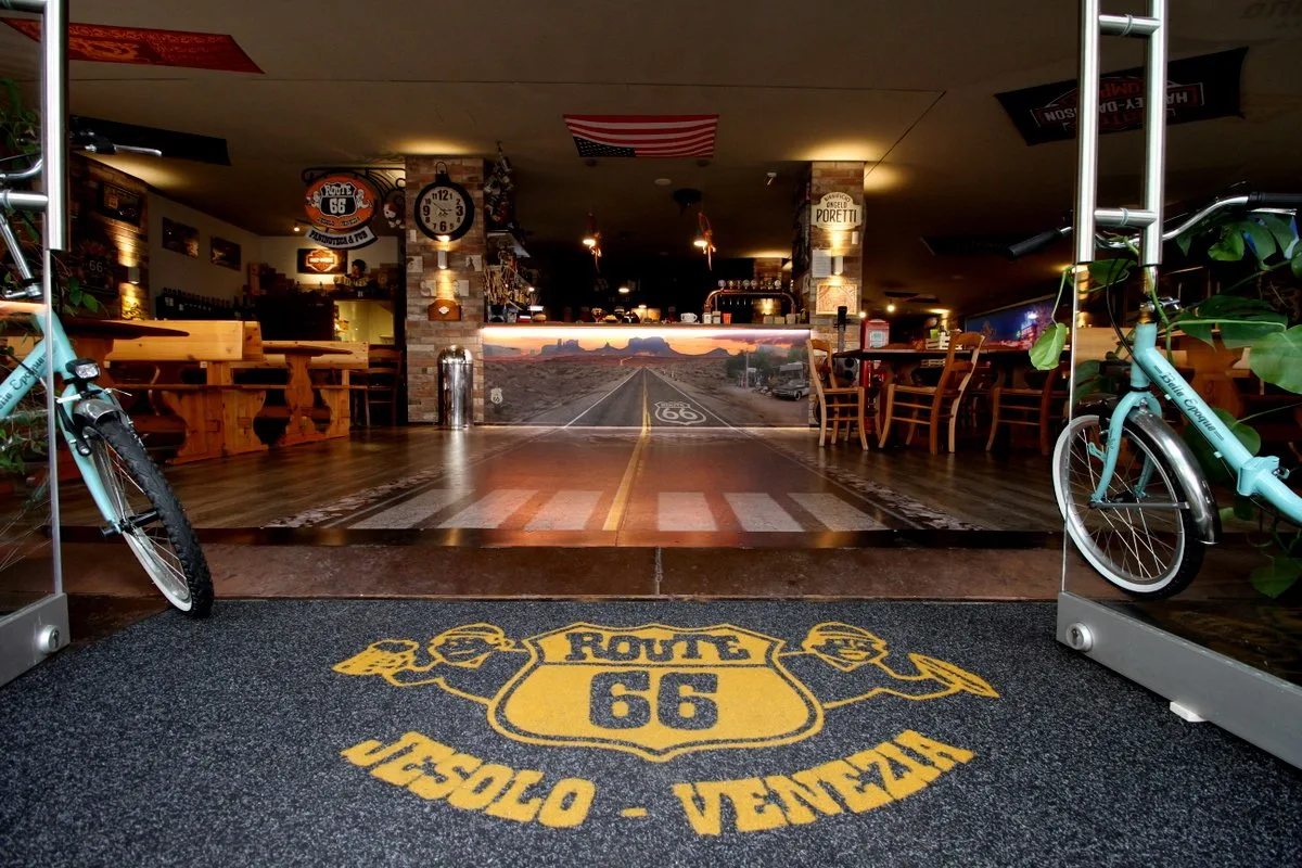 Route 66 Pub & Pizza