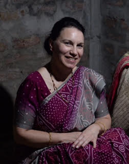 Joan in her sari