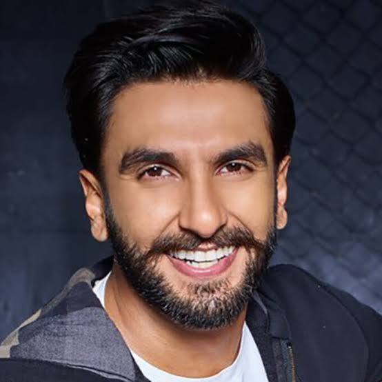 Ranveer Singh as Hamza Ali Mazari