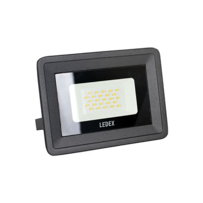 LED პროჟექტორი შავი 20ვტ 3000კ LEDEX IP65