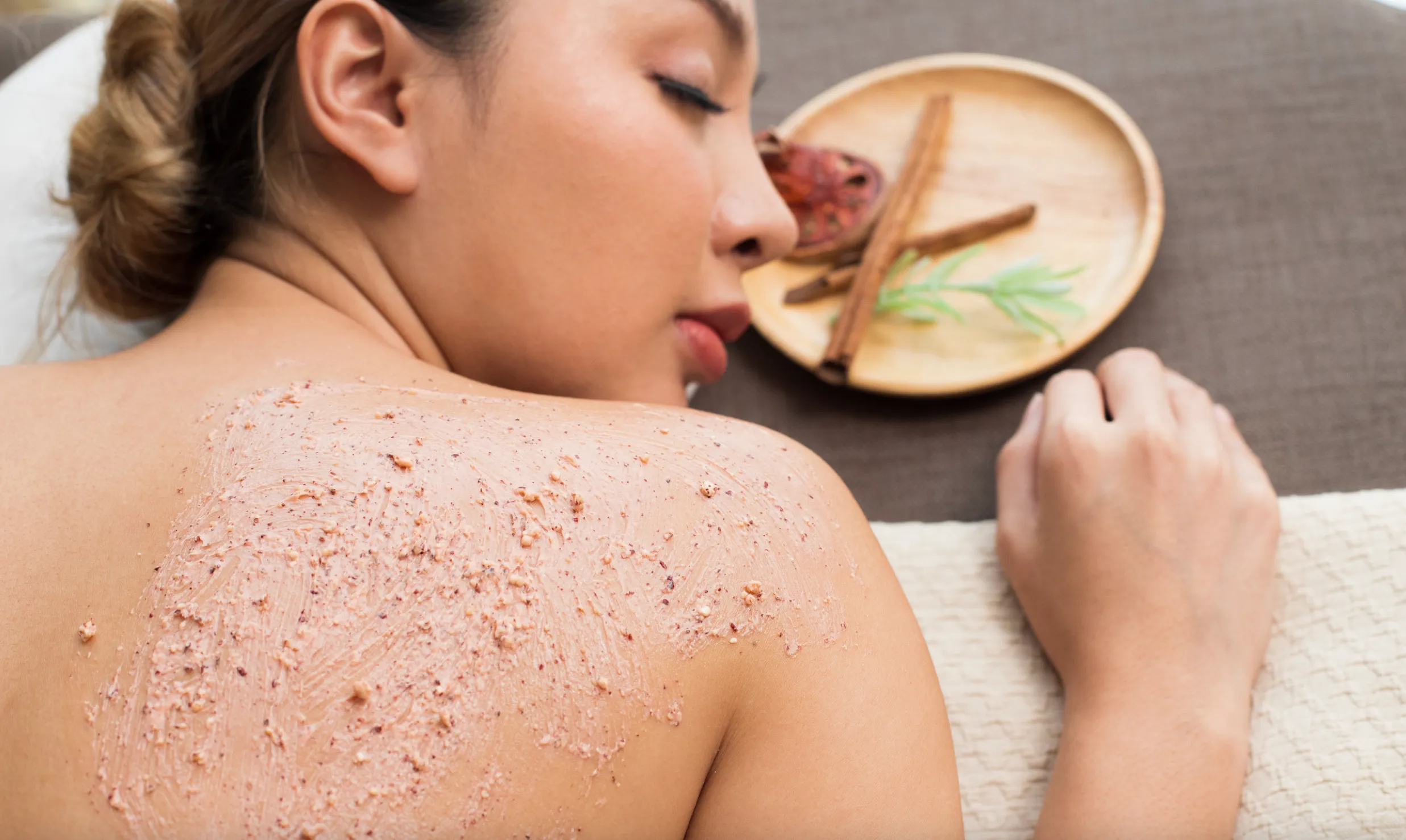 Body Scrub 20 mins Body Scrub 20 mins