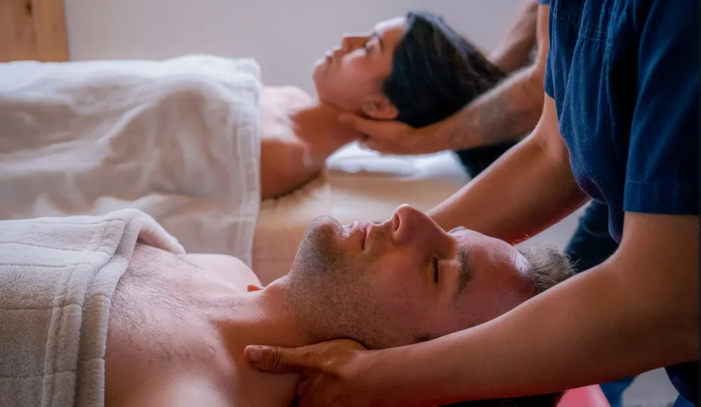 Balinese Couples 60 mins Massage