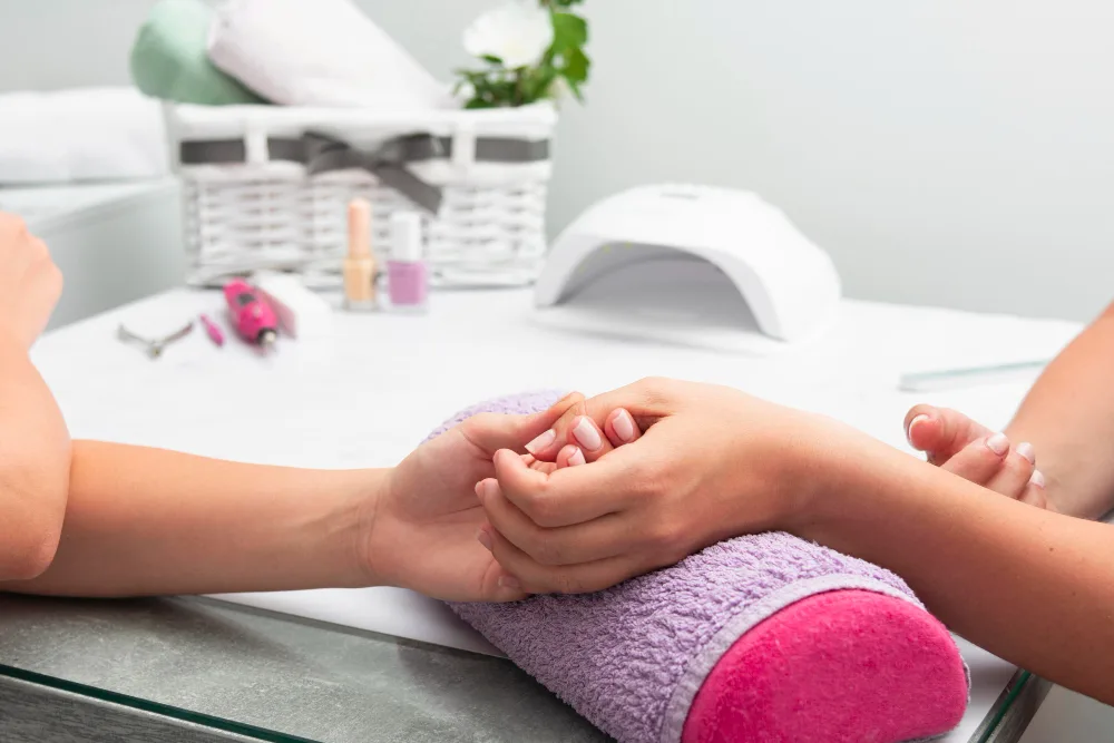 Mani-Pedicure+Foot Massage+Palm Massage