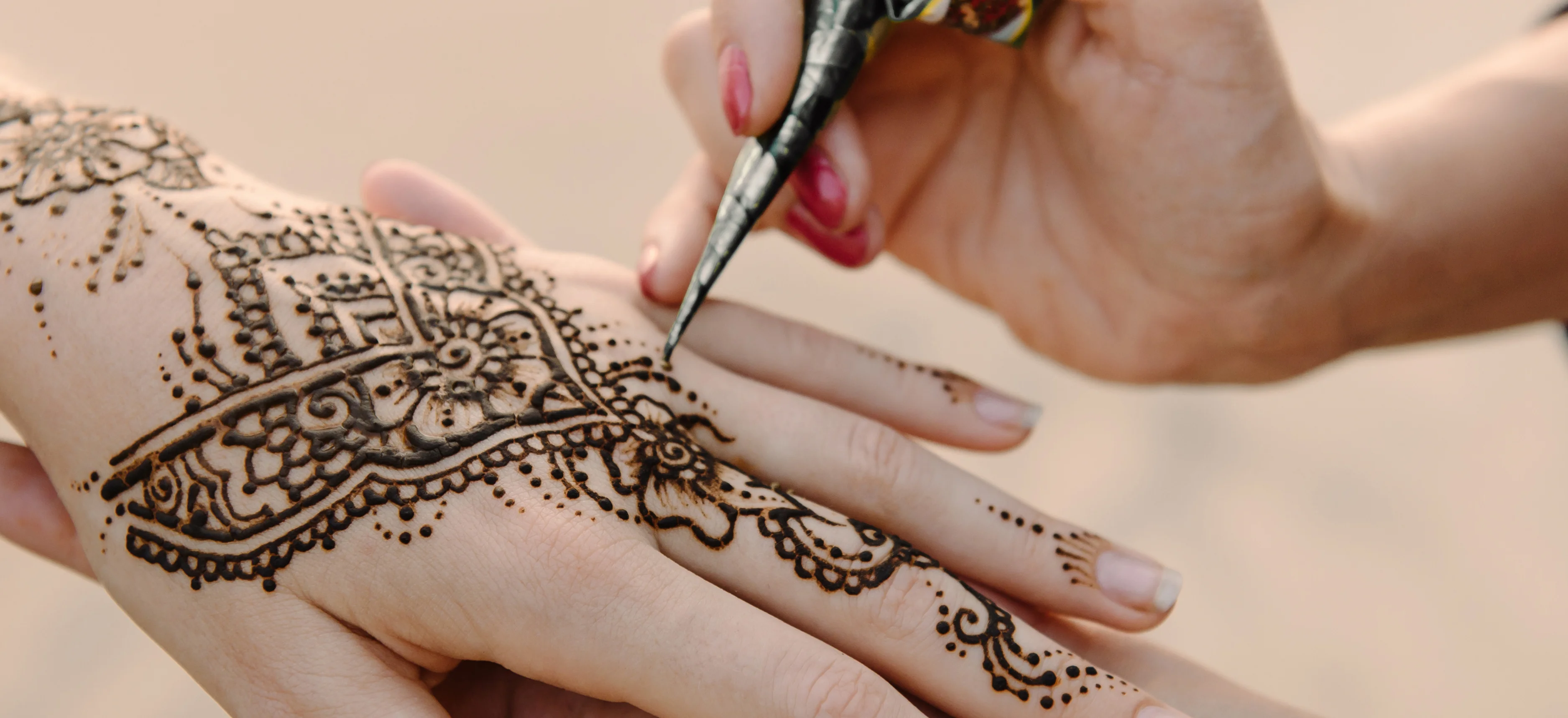 Henna at Home for Eid in Dubai: Designs, Prices and Aftercare