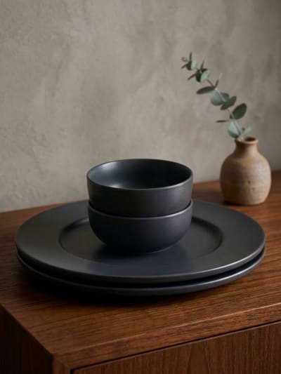 Deep Charcoal Matte Ceramic Dinner Set - 2 Plates & 2 Bowls