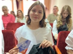 Юным участникам Движения Первых вручили паспорта