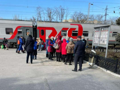 В Таганроге формируют состав для отправки беженцев