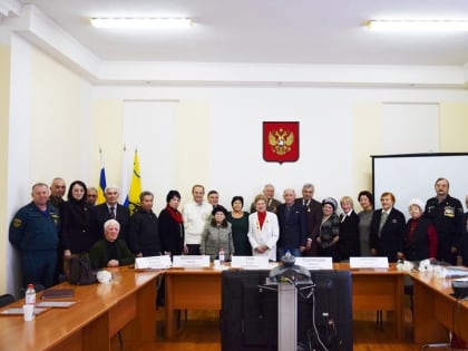 В заседании Пленума шахтинского Совета ветеранов принял участие депутат городской Думы Вадим Новоселов