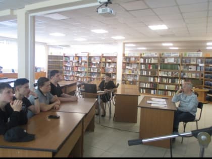 В Аксае молодежи рассказали о вреде курения