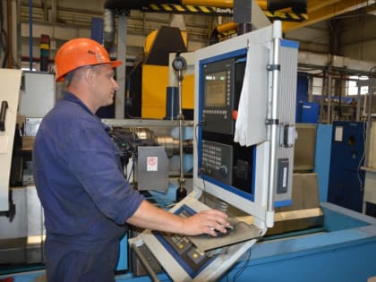 День металлурга: «Шахтинские известия» побывали на Новороссийском прокатном заводе (ВИДЕО)