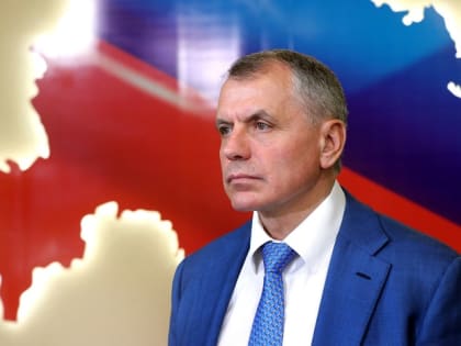 Глава Госсовета Крыма предложил не выпускать из страны военнообязанных