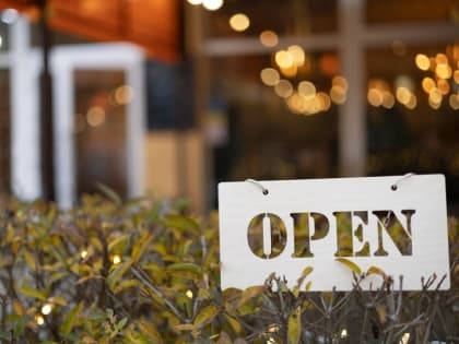 Первый пошёл: гордума Краснодара запретила в городе вывески на иностранных языках