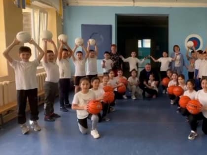 Депутат Магомед Дасигв помог приобрести спортивный инвентарь для школы в Ростове