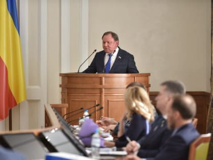 Виктор Дерябкин рассказал чем занимались ростовские депутаты в Госдуме весь 2022 год