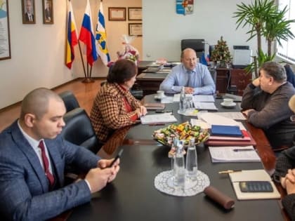 В Таганроге провел рабочее совещание Александр Скрябин