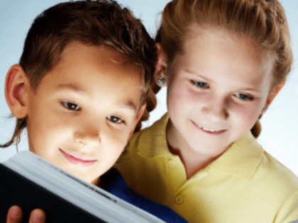 В образовательных организациях Таганрога завершилась реализация проекта «Через книги к добру и знаниям»