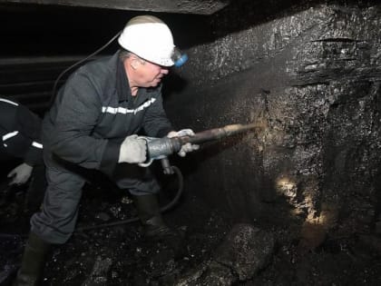 Голубев рассказал, что горняки нарастили добычу угля на 5%