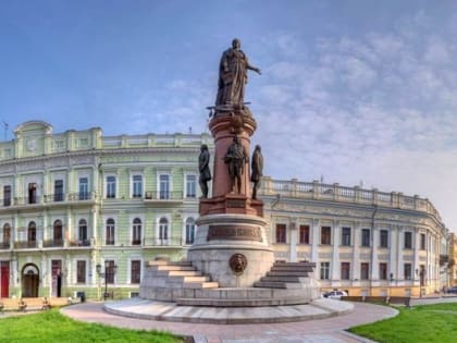 Бизнес готов помочь в организации переноса памятника Екатерины II из Одессы в Ростов