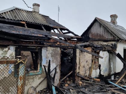 Депутаты городской Думы и неравнодушные шахтинцы оказали помощь двум семьям, пострадавшим при пожарах