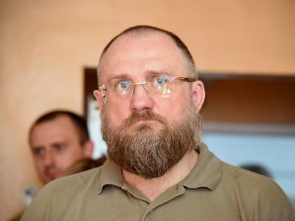 Депутат Госдумы Сергей Бурлаков помог доставить гуманитарный груз в Луганск