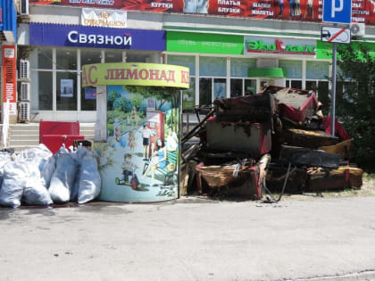 В Волгодонске от шашлычной и чебуречной «Ретро» остались только стены