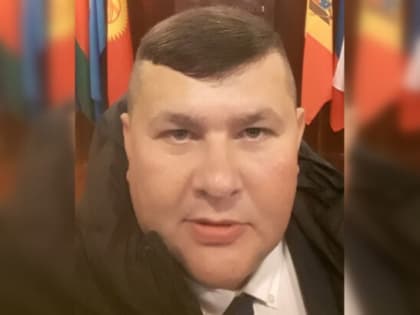 Экс-глава администрации Зимовников избежал наказания за финансовые махинации