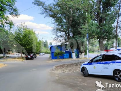 В Новочеркасске водитель автомобиля переехал своего знакомого и с места ДТП скрылся