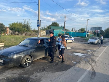 В Каменске-Шахтинском искали должников по штрафам