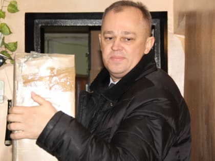 В Волгодонске продолжают доставлять подарки в рамках акции «Ёлка желаний»