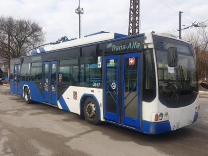 Волгодонцев позвали получить стипендию за обучение на водителя троллейбуса или автобуса