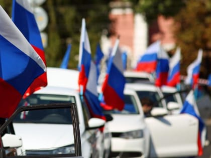 Участники автопробега в поддержку СВО посетили Ростов-на-Дону