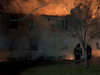 В Донецке произошел крупный пожар напротив администрации города