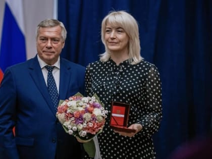 Губернатор наградил каменских деятелей православной церкви