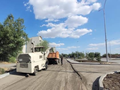 Ведется ремонт дороги к центру Василия Алексеева в г.Шахты