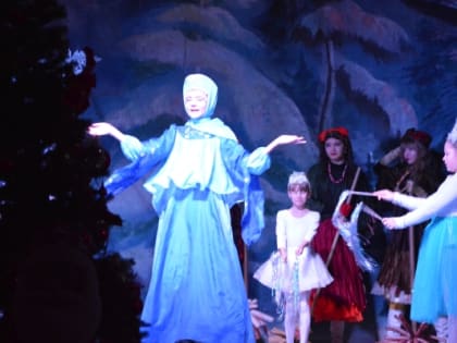 Герои новогодней сказки поздравили детей с наступающим праздником