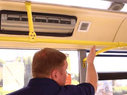 Власти Ростова расторгнут контракт с перевозчиками из-за кондиционеров в автобусах