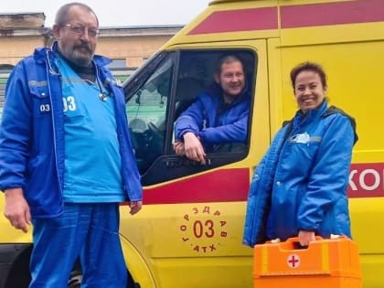 В Ростове женщина родила ребенка в машине скорой помощи