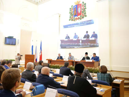 Глава Донской митрополии принял участие в заседании Общественной палаты города  Ростова-на-Дону