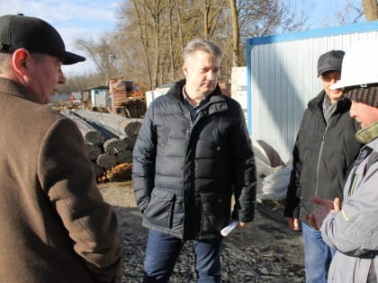 Депутат Антон Гетта оценил состояние работ по строительству школ в Батайске