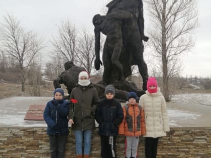 "Миллеровская яма" - Дулаг-125