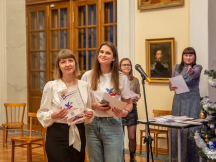 Наши «Неравнодушные»: волонтёрам Таганрога вручили награды