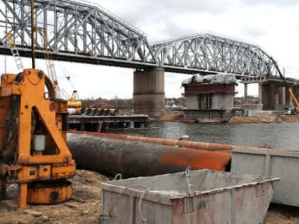 В Ростовской области на трассе М-4 «Дон» начали разбирать старый мост через Северский Донец