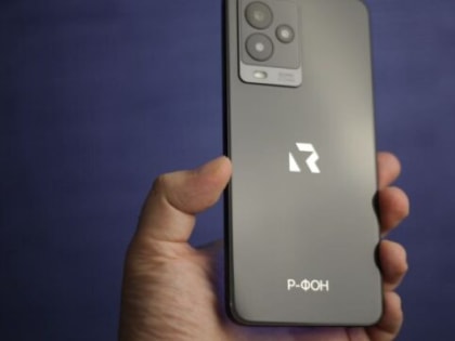 Российский смартфона “Р-ФОН” с отечественной операционной системой появится в продаже в 2024 году