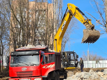 В открытой части парка Дружба в Ростове установят новогоднюю елку