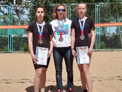 Новочеркасские волейболистки завоевали «серебро» на первенстве Ростовской области
