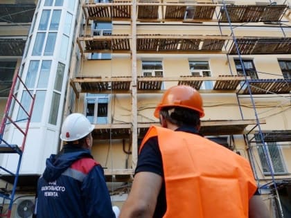 Статистика ко Дню строителя. В строительной отрасти значительный дефицит кадров