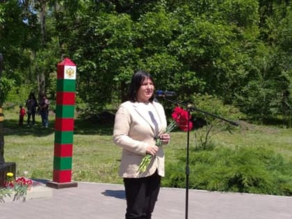 Ирина Жукова приняла участие в торжественном мероприятии ко Дню пограничника